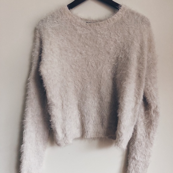 Free People Tops - 🔥 QUICK SALE 🔥Fuzzy long sleeve shirt